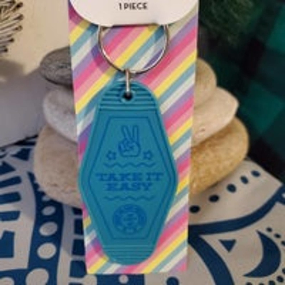 Keychain new blue vintage feel like old hotel keychain take it easy peace sign